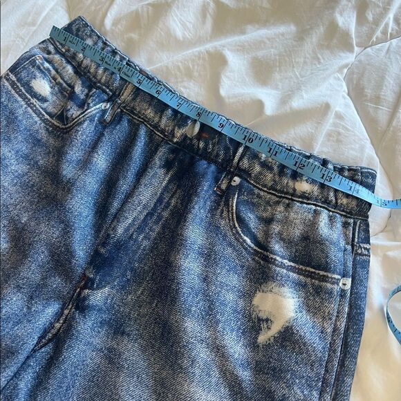 Blank NYC City Scape French Terry Faux Denim Shorts Blue Medium - Picture 10 of 11